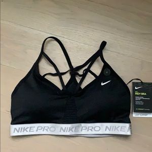 NWT Nike Pro Indy Bra lightweight size M